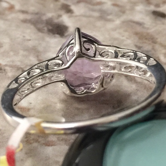 Rose De France Amethyst Heart Sterling Silver Ring - Picture 7 of 8